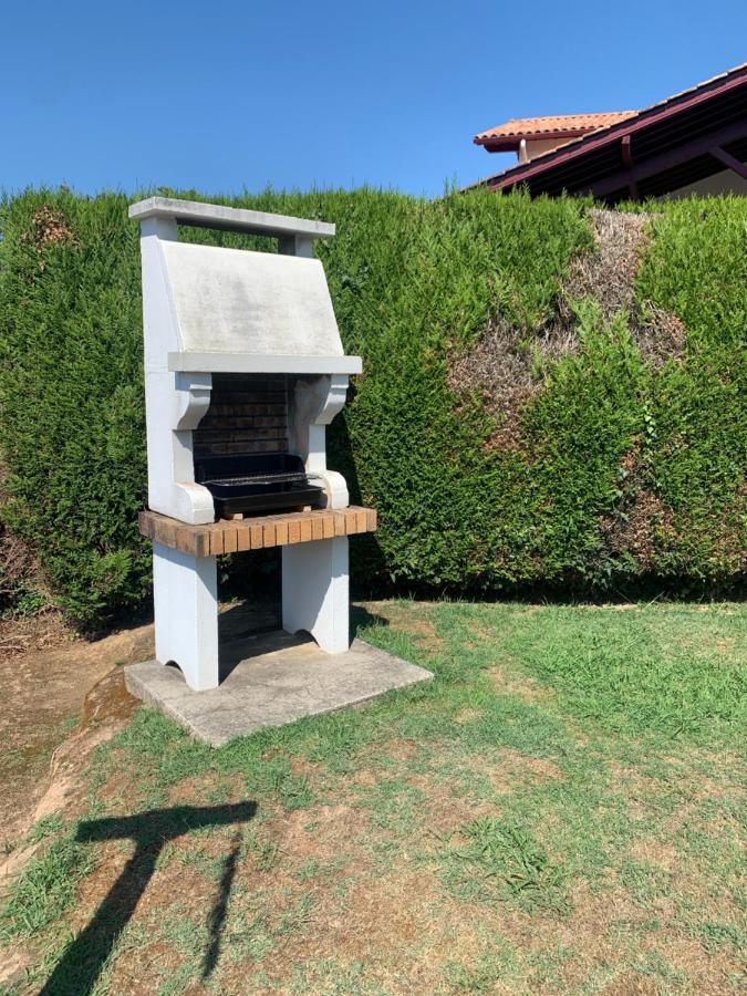 A Louer Appartement Dans Une Maison アルカング エクステリア 写真